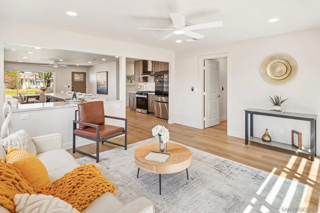 Camarosa Cir, San Diego, CA 92126 #1