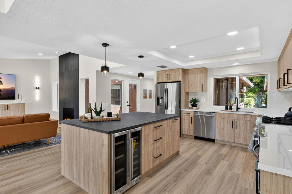 Camino Arroyo , Palm Desert, CA 92260