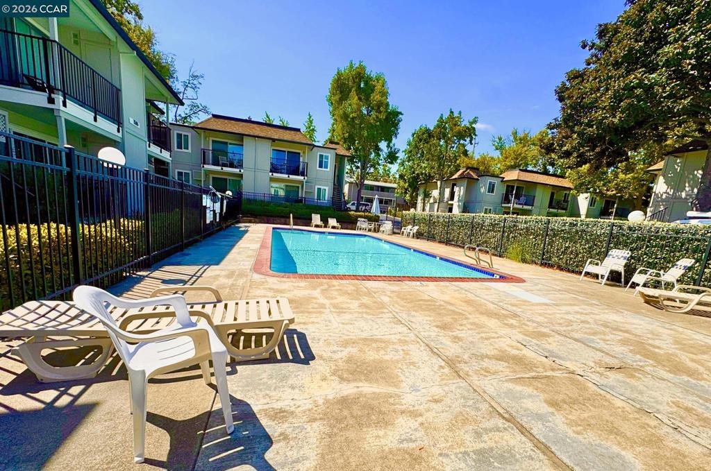 Sunnyvale Ave, Walnut Creek, CA 94597