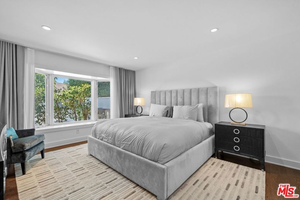 Highridge Dr, Beverly Hills, CA 90210 #1