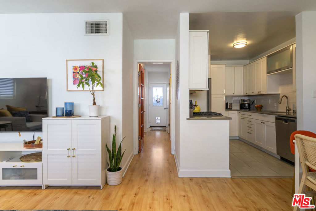 14th St, Santa Monica, CA 90404