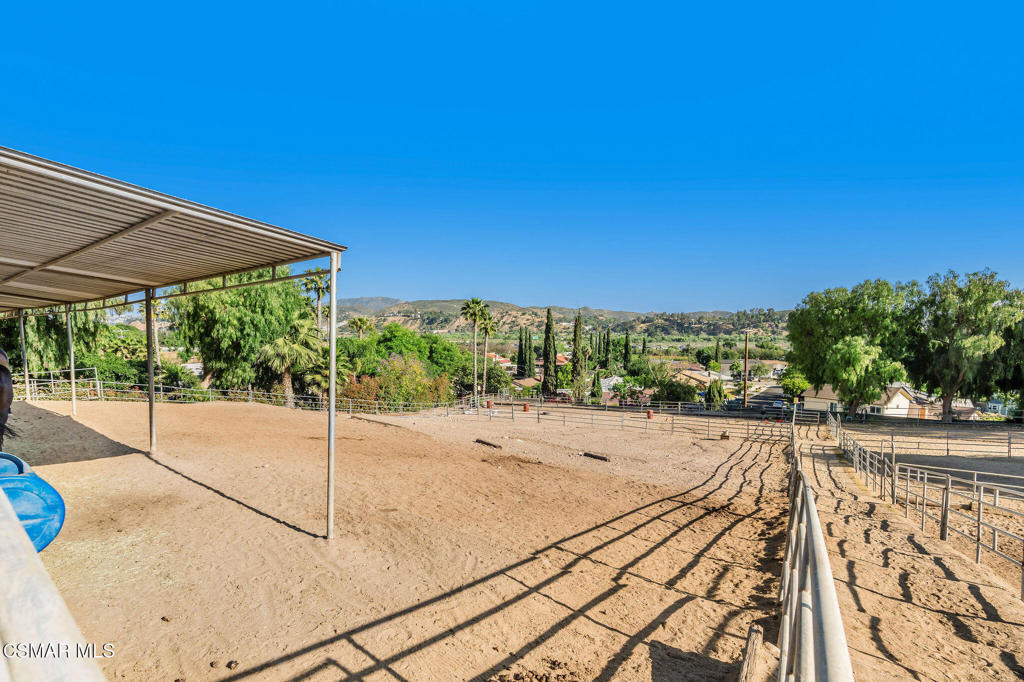 Dominica Ave, Sylmar, CA 91342 #1