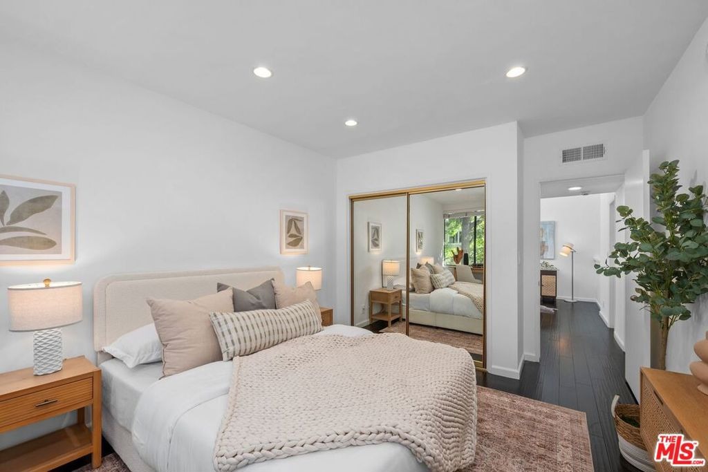 Stanford St, Santa Monica, CA 90404