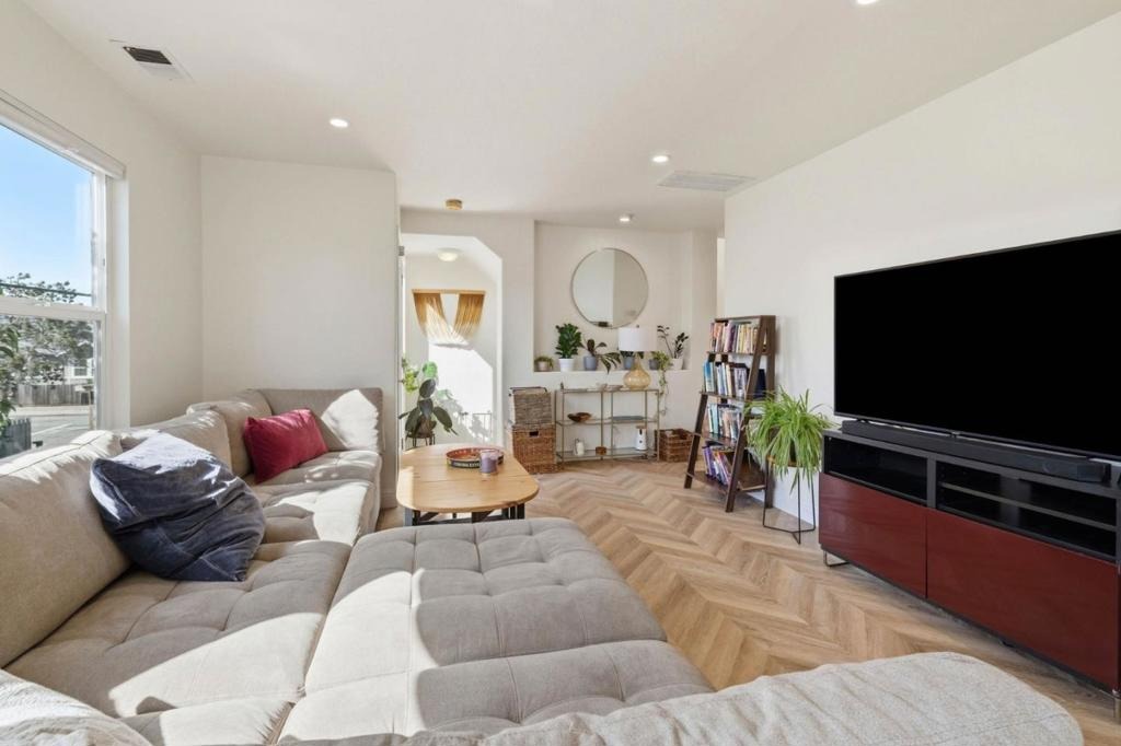Library Ln, Santa Cruz, CA 95062