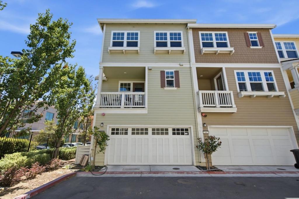 Circuit Way, Mountain View, CA 94043
