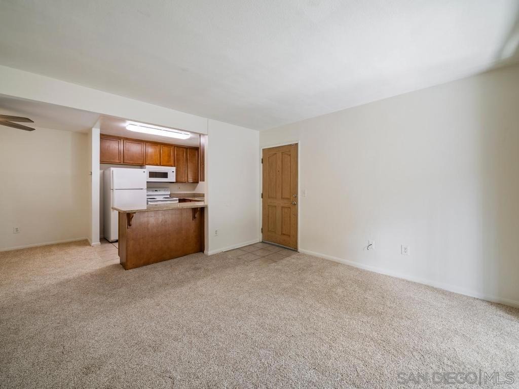 Lincoln Ave, Escondido, CA 92026