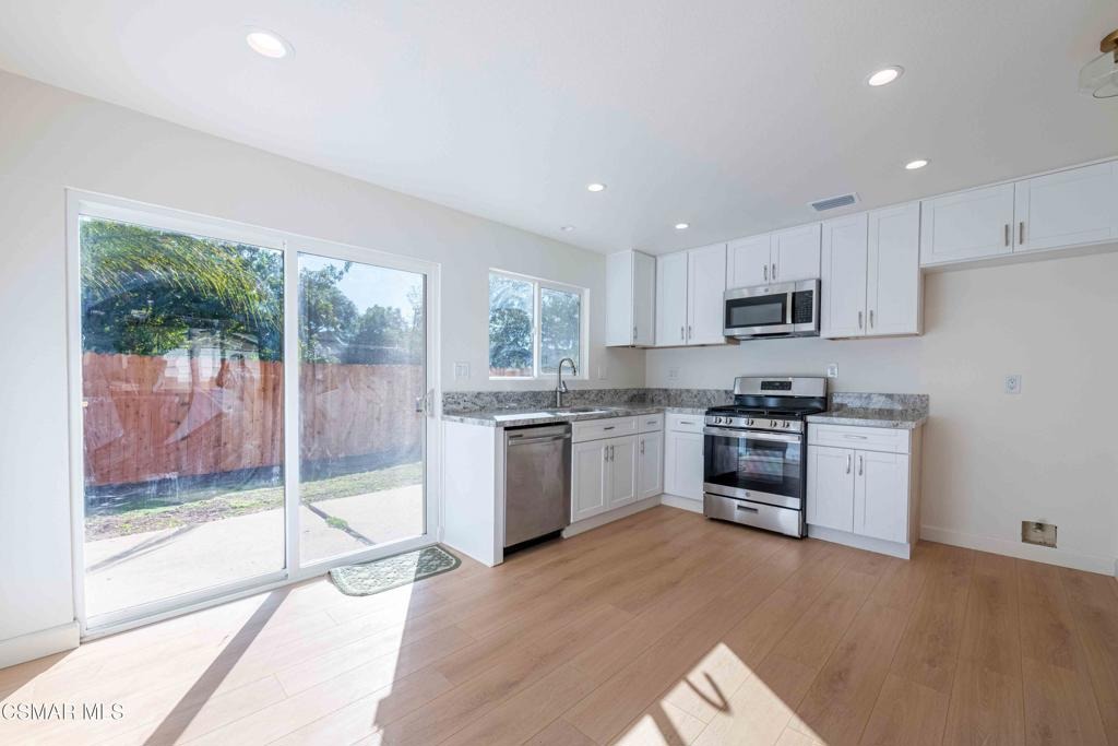 Brossard Dr, Thousand Oaks, CA 91360