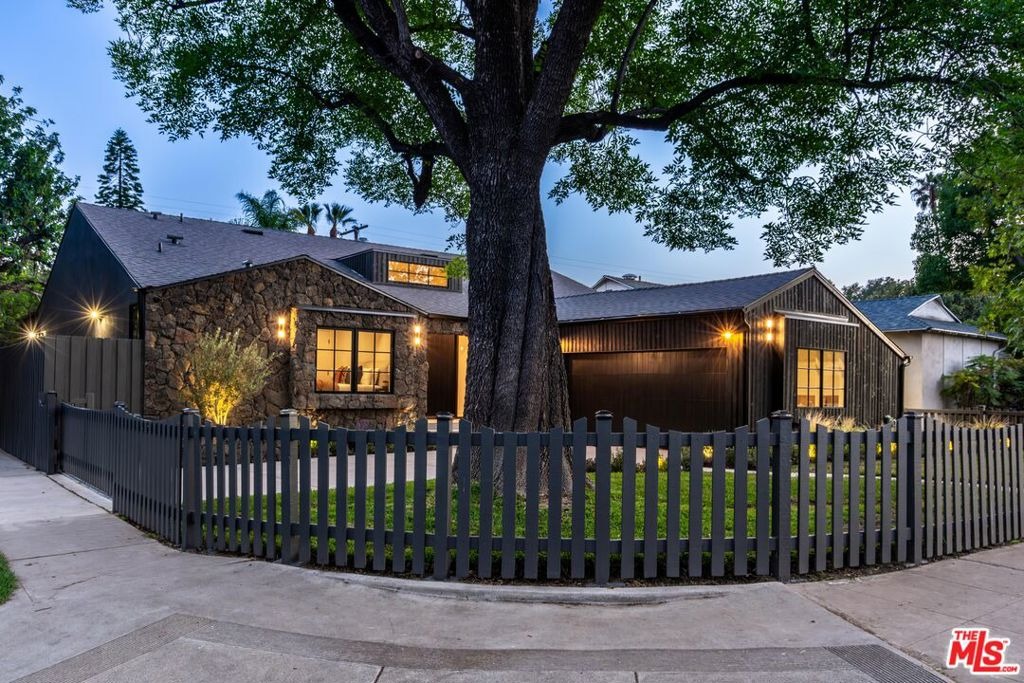 Sarah St, Studio City, CA 91604 #1