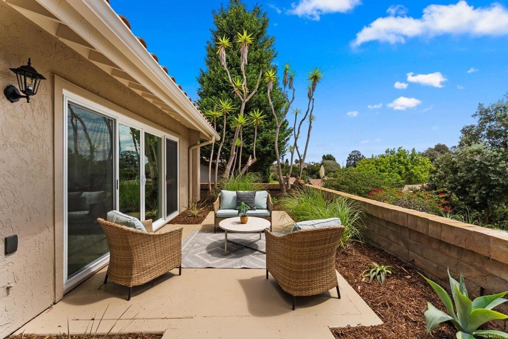 Via Pedrera , LA Jolla, CA 92037