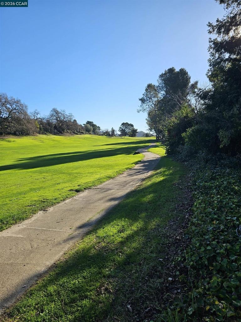 Marchbanks Dr, Walnut Creek, CA 94598