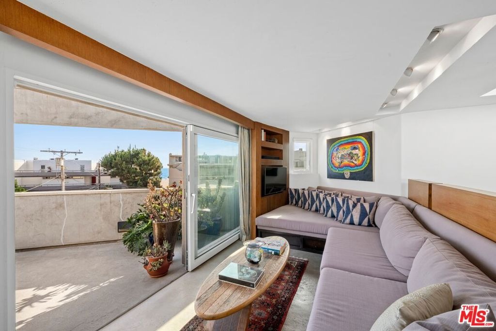 Eastwind St, Marina Del Rey, CA 90292 #1