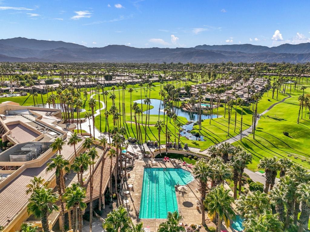 Wisteria Dr, Palm Desert, CA 92211