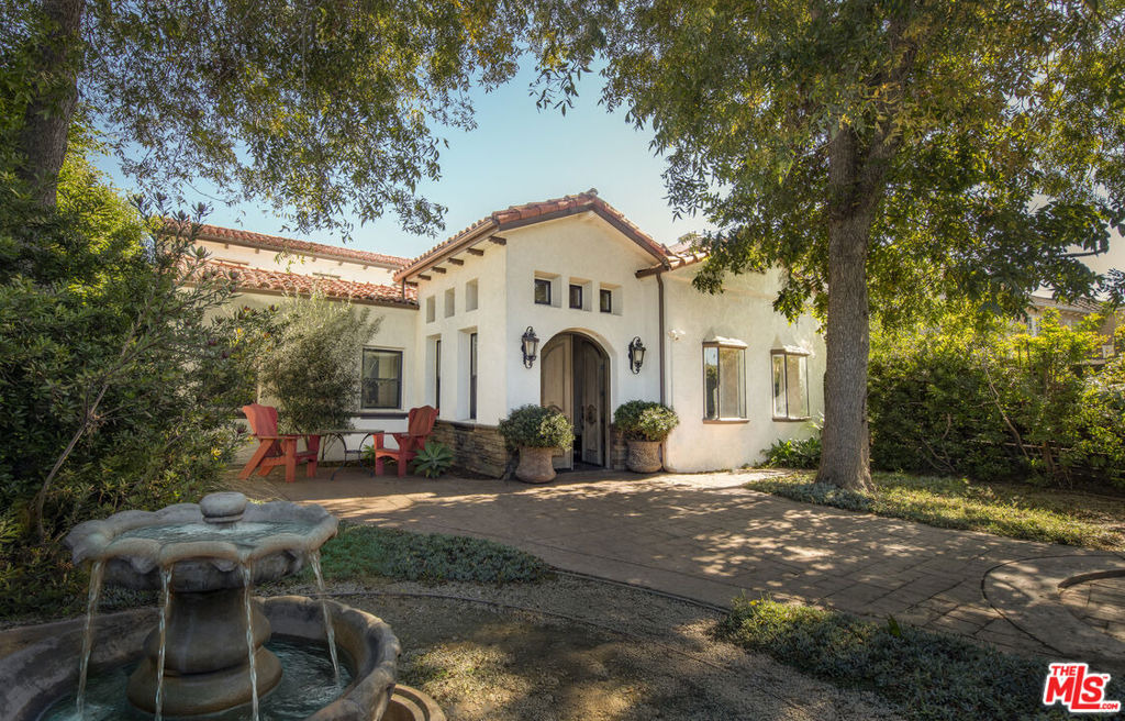 Citrus Ave, Los Angeles, CA 90019 #1
