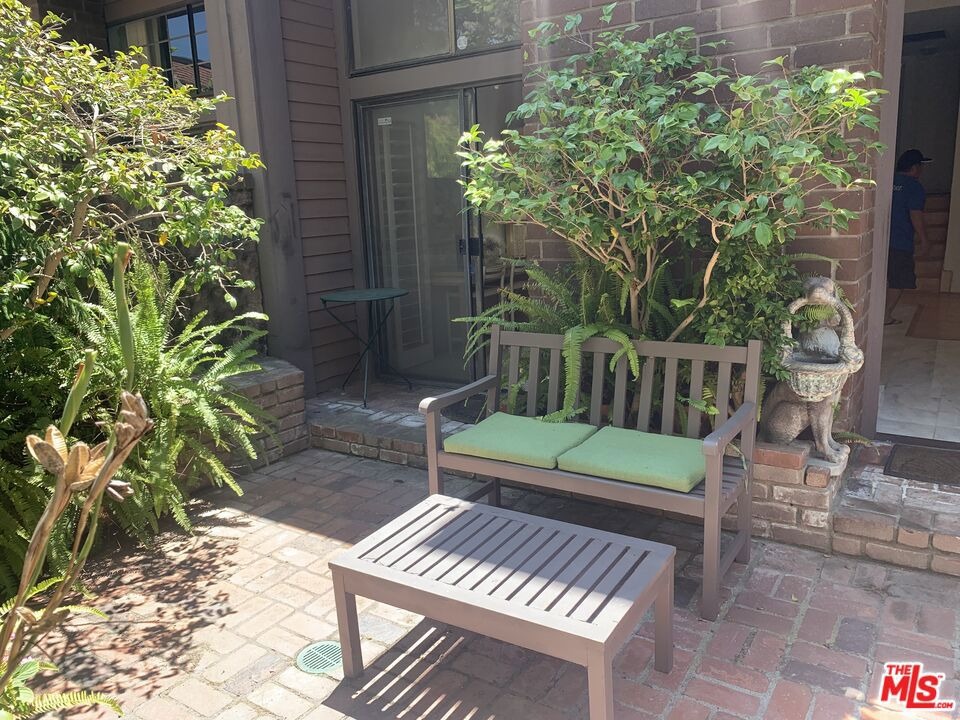 Alla Rd, Marina Del Rey, CA 90292