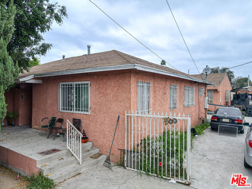109th St, Los Angeles, CA 90059