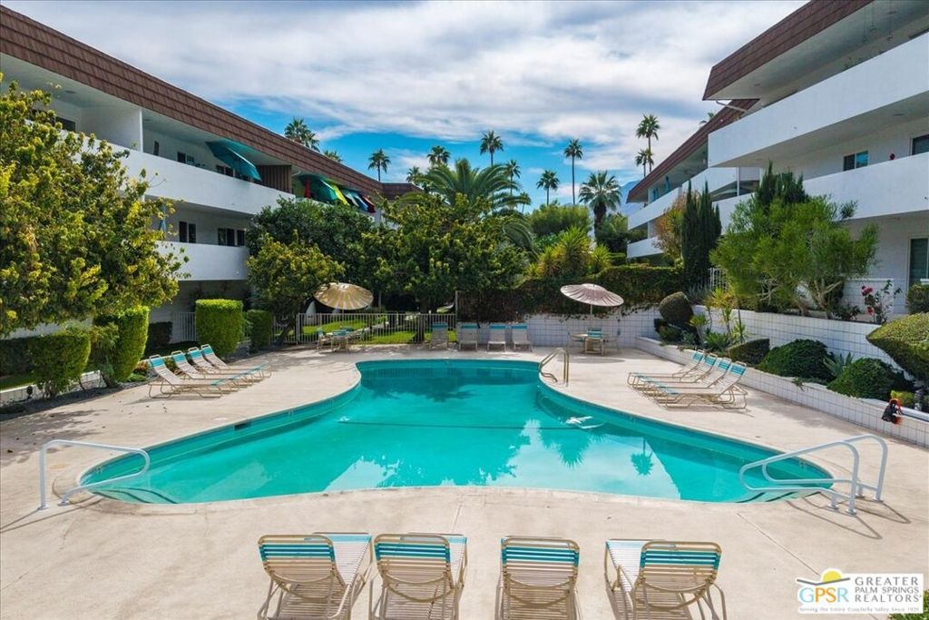 Palm Canyon Dr, Palm Springs, CA 92264