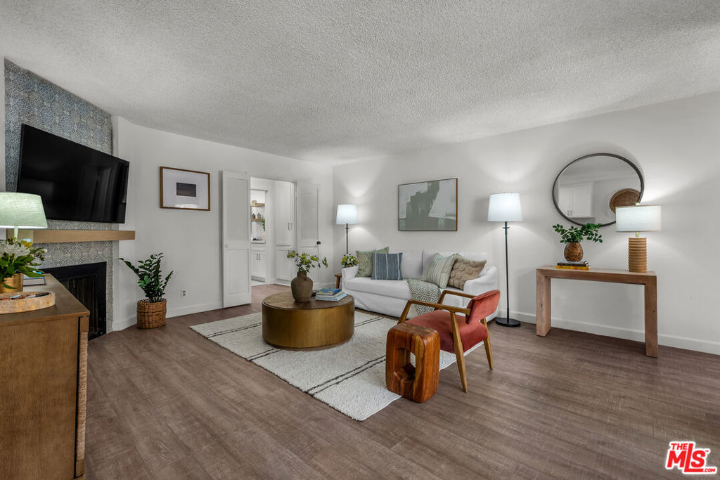 Lincoln Blvd, Santa Monica, CA 90403
