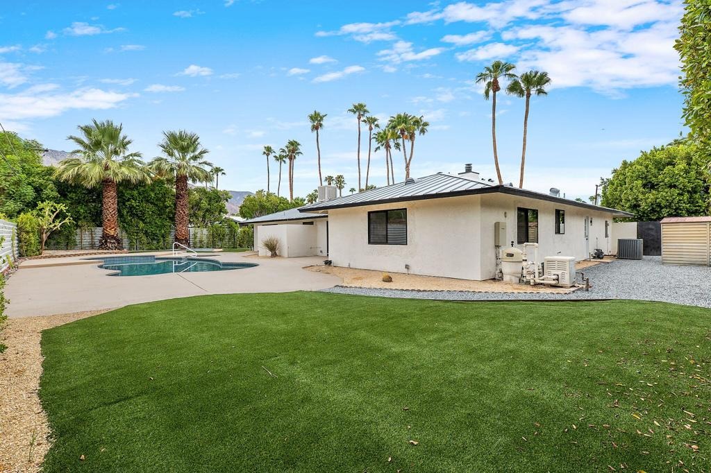 Amado Rd, Palm Springs, CA 92262