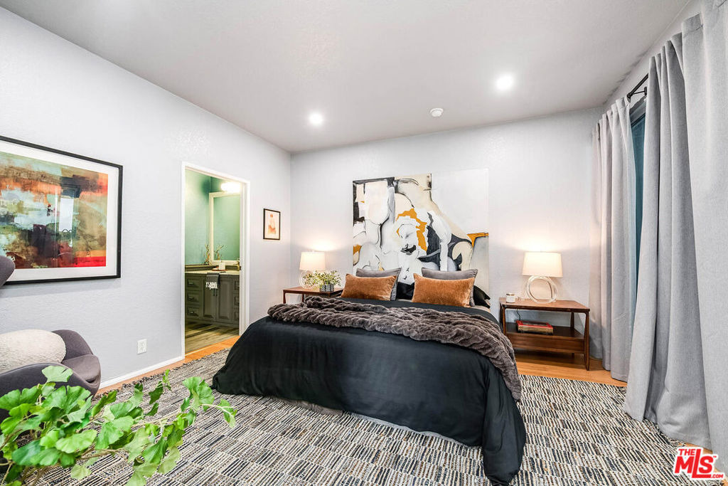 Detroit St, Los Angeles, CA 90046 #1