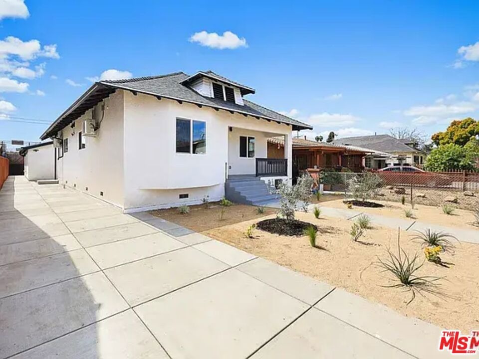56th St, Los Angeles, CA 90011