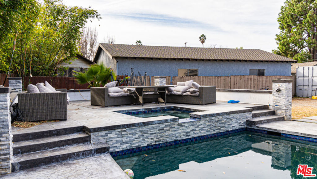 Malden St, Northridge, CA 91325 #1