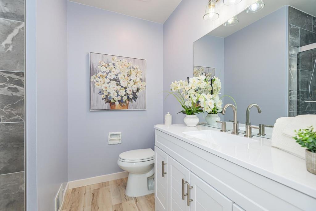 Lacey Dr, Milpitas, CA 95035