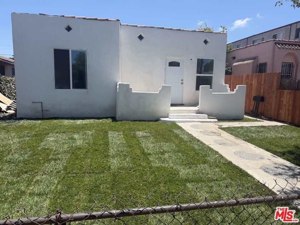 Hyde Park Blvd, Los Angeles, CA 90043 #1