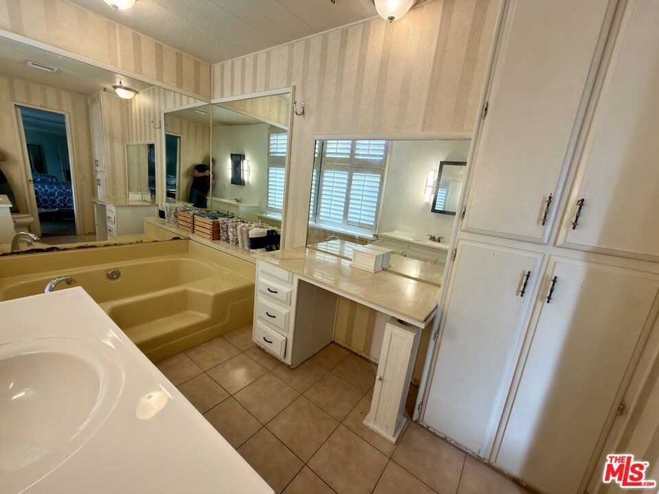 Temple Ave, LA Puente, CA 91744