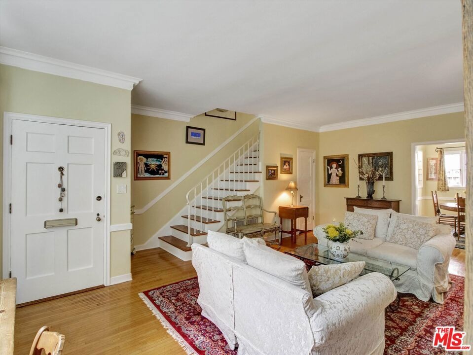 Hayworth Ave, West Hollywood, CA 90046