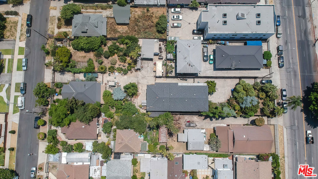 Commonwealth Ave, Los Angeles, CA 90004