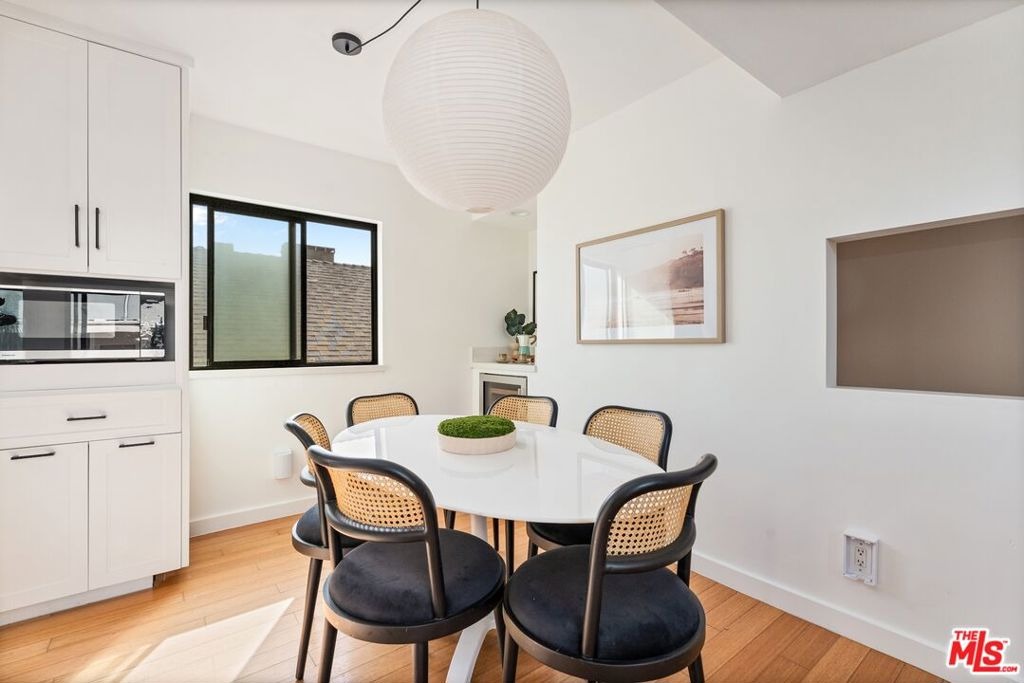 Mast St, Marina Del Rey, CA 90292
