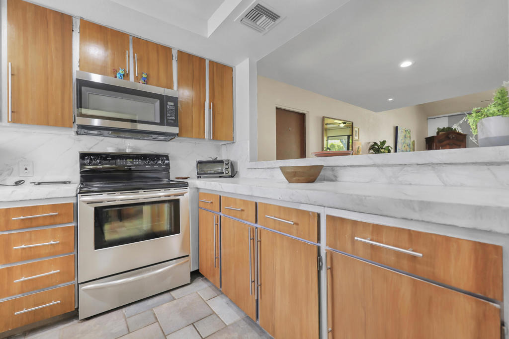 Verba Santa Dr, Palm Desert, CA 92260