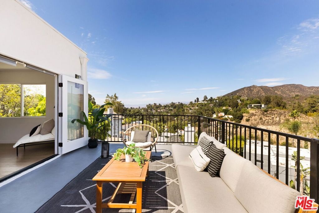 Cahuenga Park Trl, Los Angeles, CA 90068