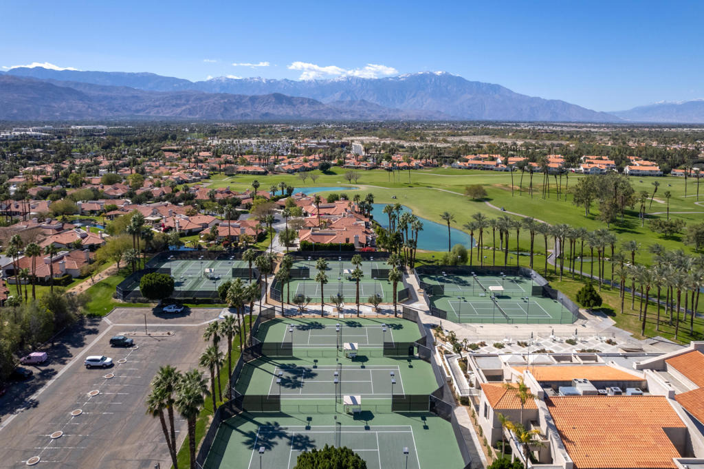 Vista Lago Dr, Palm Desert, CA 92211 #1