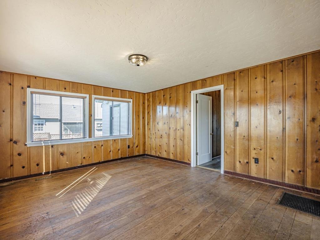 Sycamore St, Watsonville, CA 95076