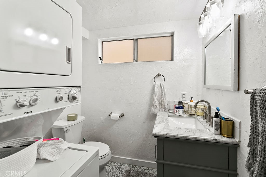 Saint Joseph Ave, Long Beach, CA 90803