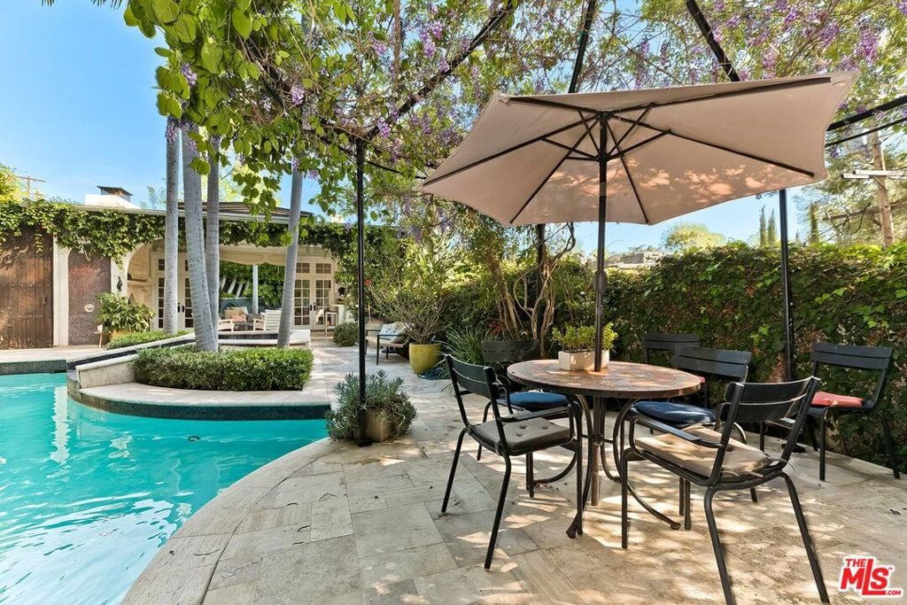 Nichols Canyon Rd, Los Angeles, CA 90046 #1