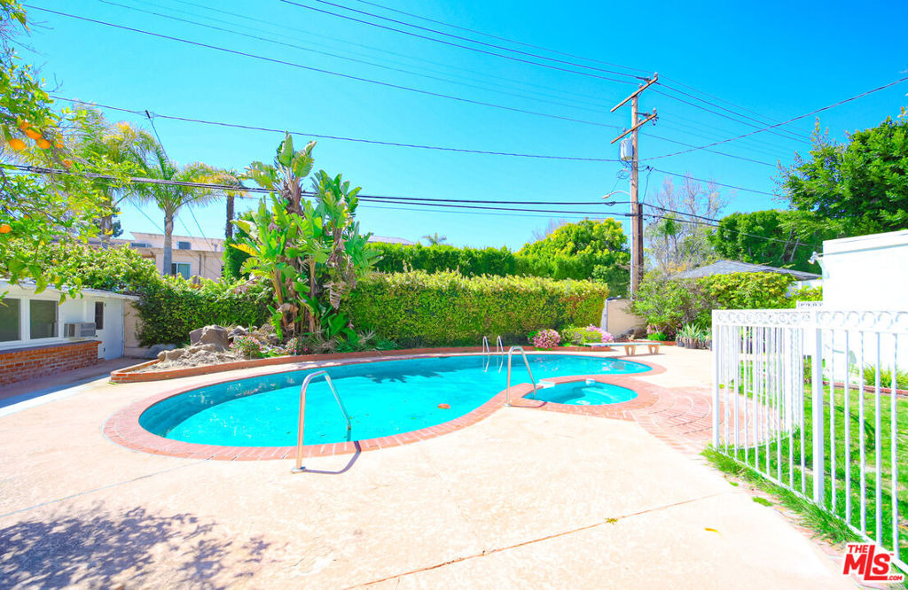Rexford Dr, Beverly Hills, CA 90210 #1