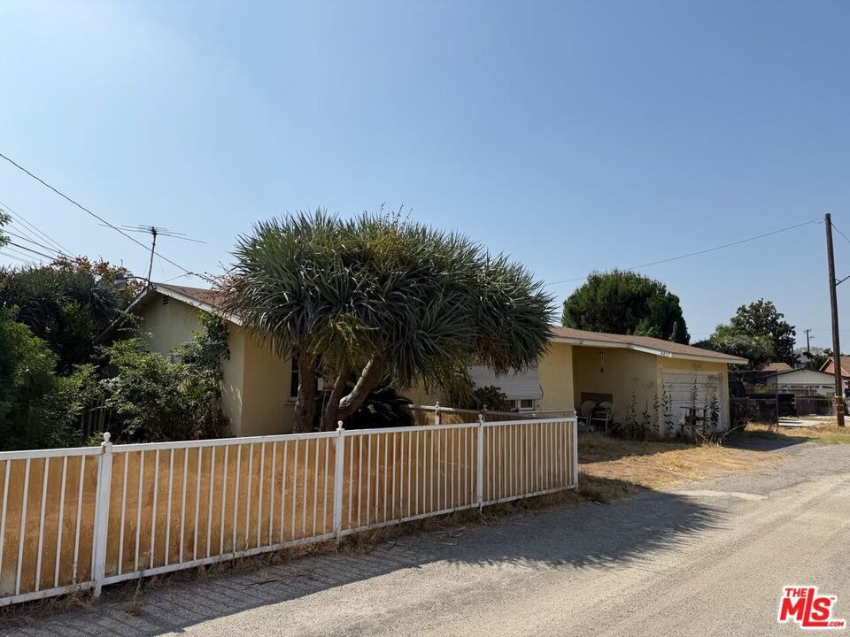 Lark Ellen Ln, Covina, CA 91722