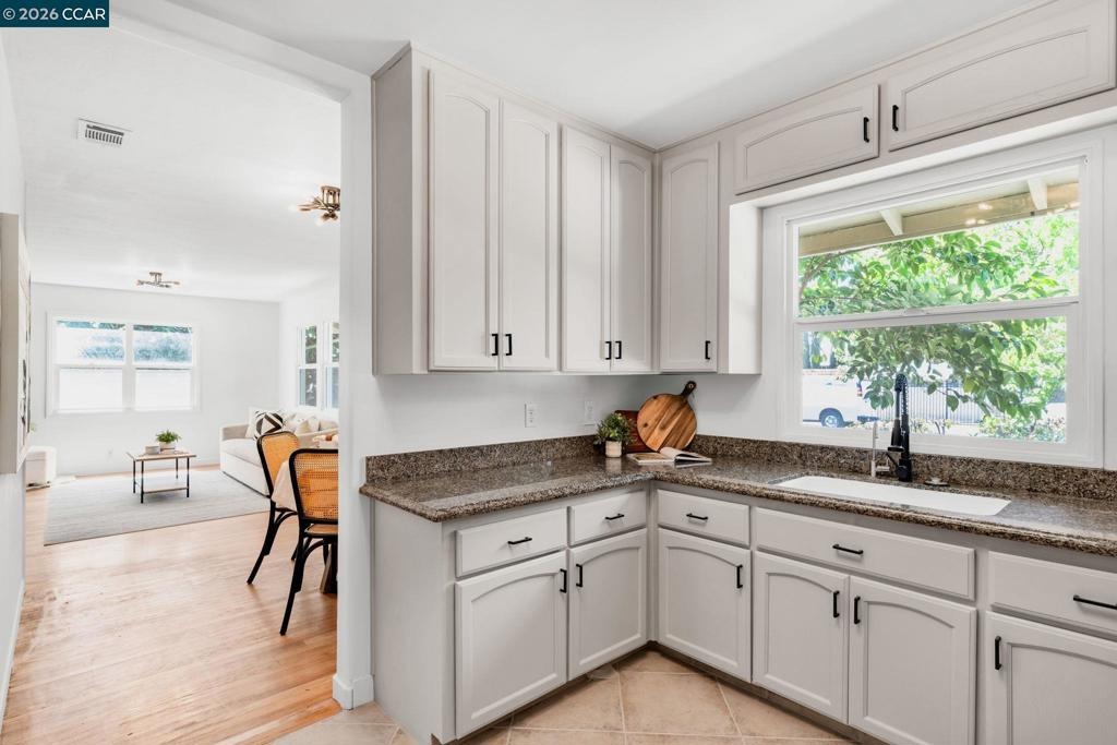 Chalomar Rd, Concord, CA 94518 #1
