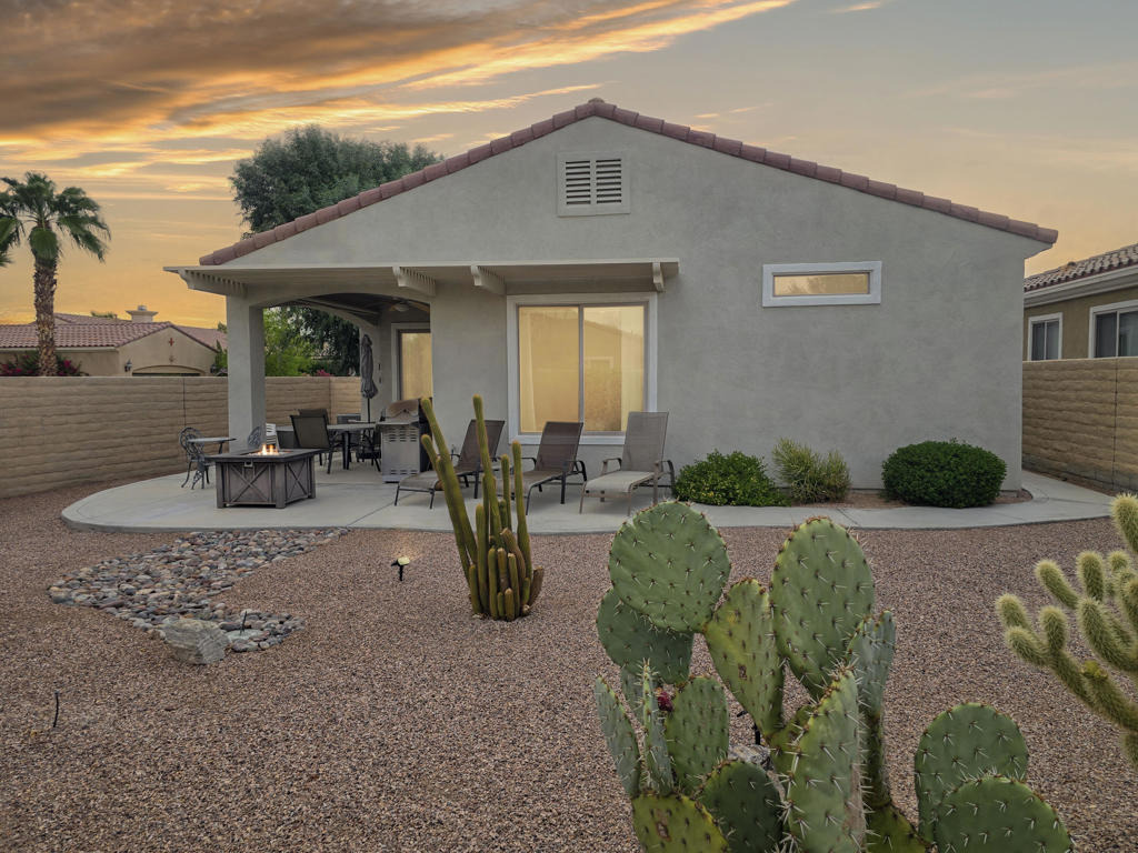 Avenida Alcalde , Indio, CA 92203