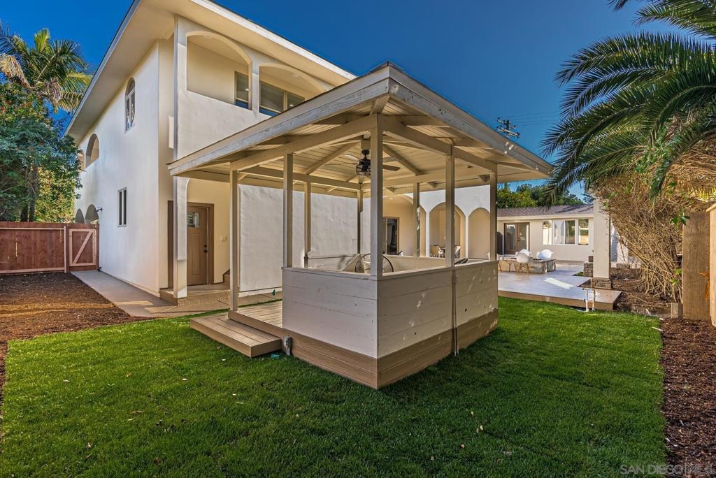 Santa Fe Dr, Encinitas, CA 92024