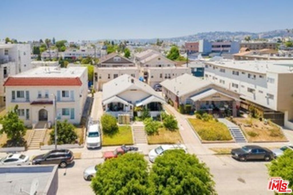 Serrano Ave, Los Angeles, CA 90004 #1