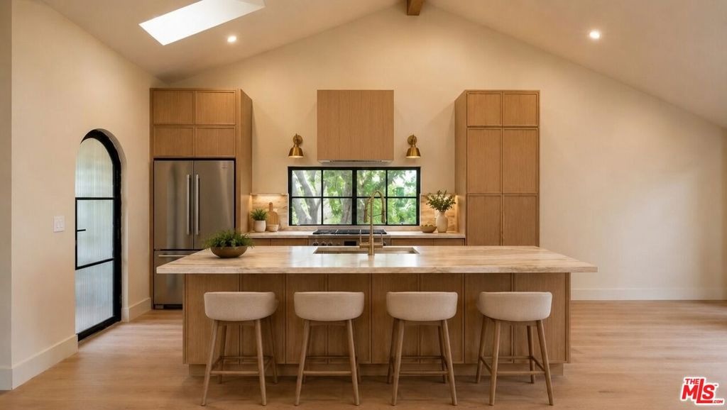 Morrison St, Sherman Oaks, CA 91403