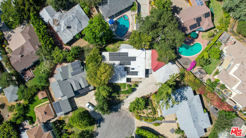 Burgoyne Ln, LA Canada Flintridge, CA 91011