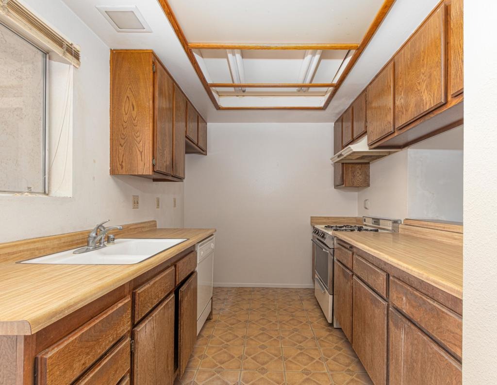 Buena Vista Dr, Yucca Valley, CA 92284 #1