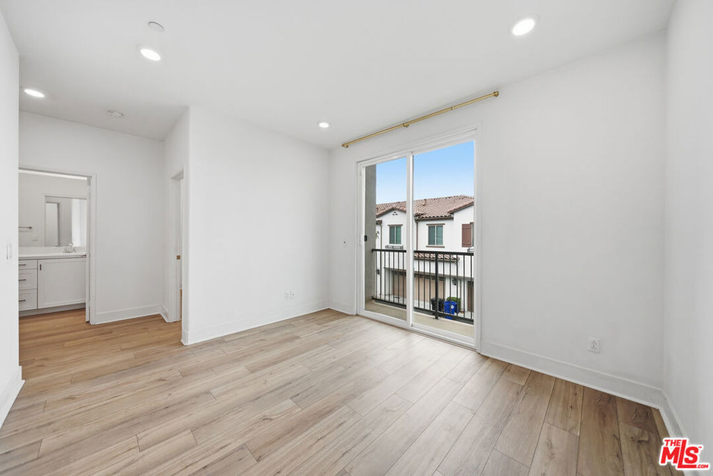 Kate Way, Fontana, CA 92336 #1