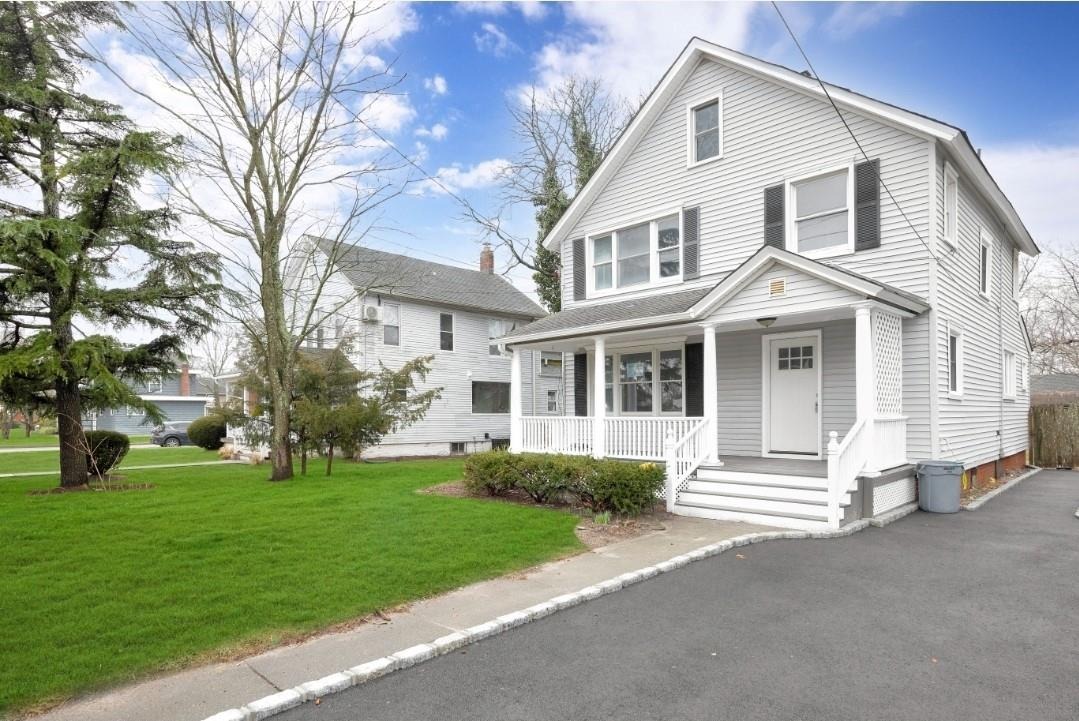 Ocean Ave, Patchogue, NY 11772