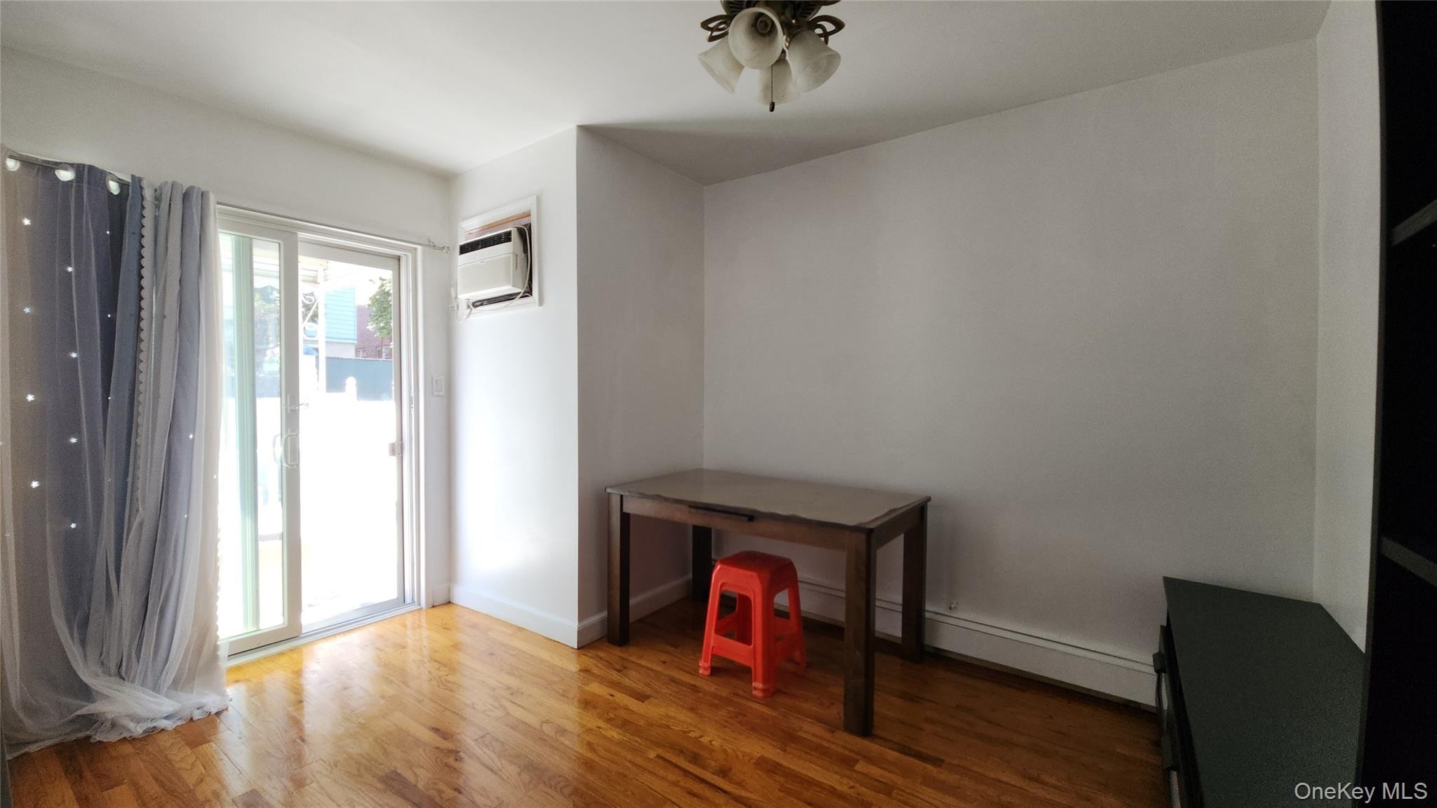 83rd St, Elmhurst, NY 11373