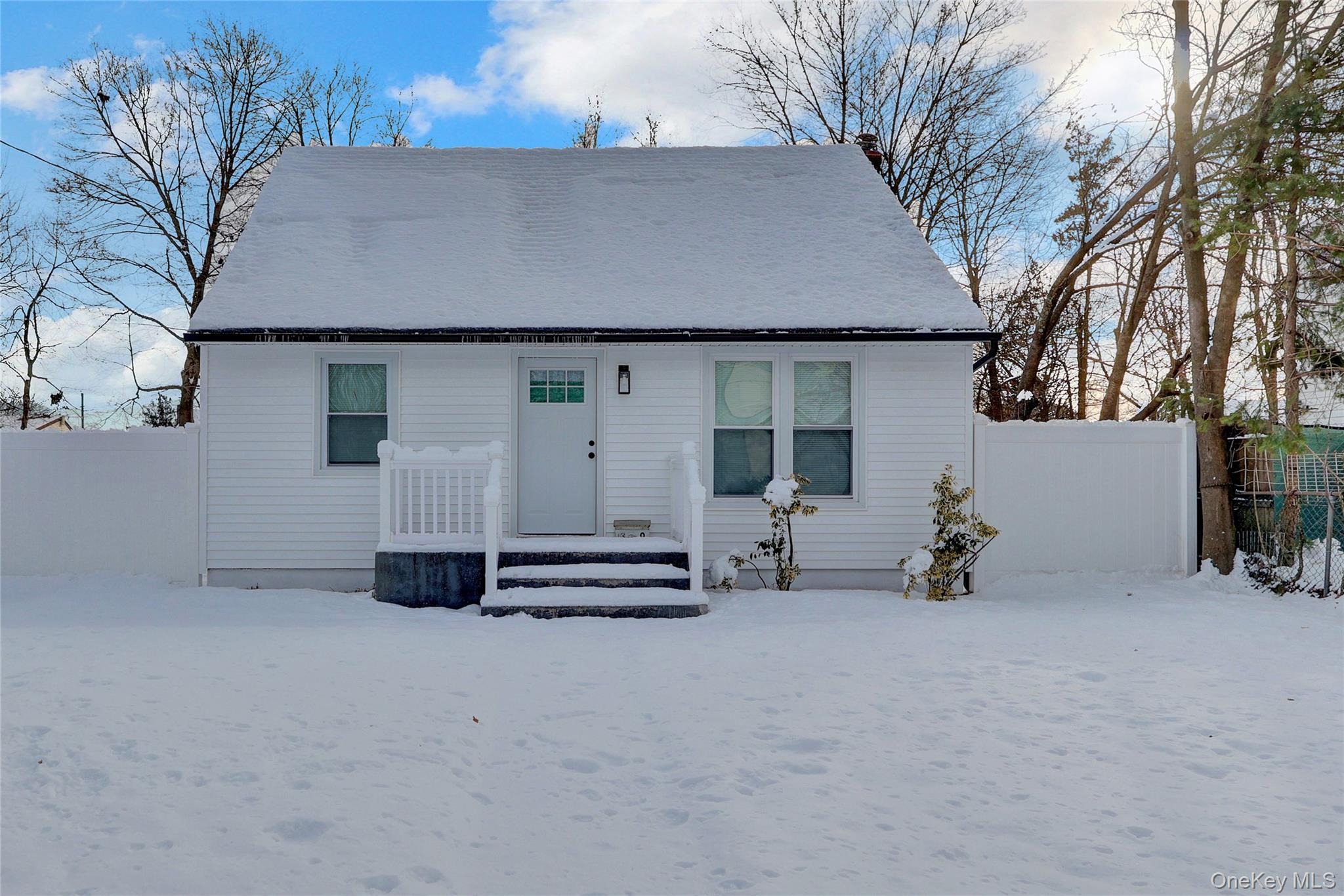 Davidson St, Wyandanch, NY 11798